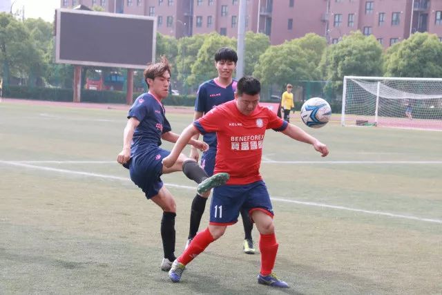 两队有意却不签约，国王最终给出350万合同